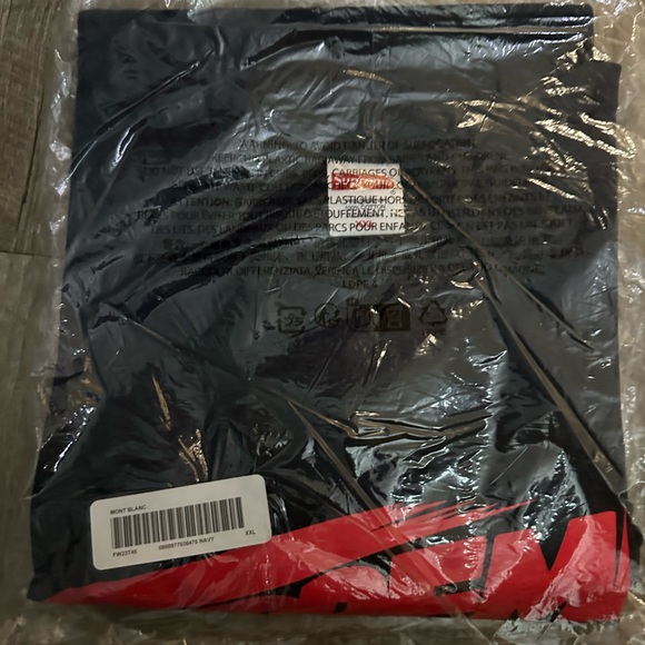Supreme Mont Blanc Tee Navy XXL - Picture 3 of 3